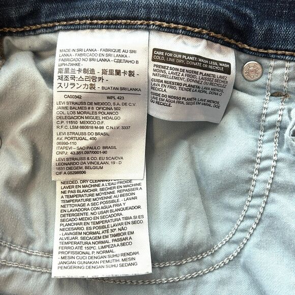 Levis Jeans Classic Straight Leg Womens Size 14 Blue Stretch Denim - Picture 7 of 10